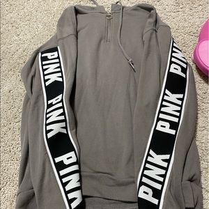 Pink medium sweatshirt jacket